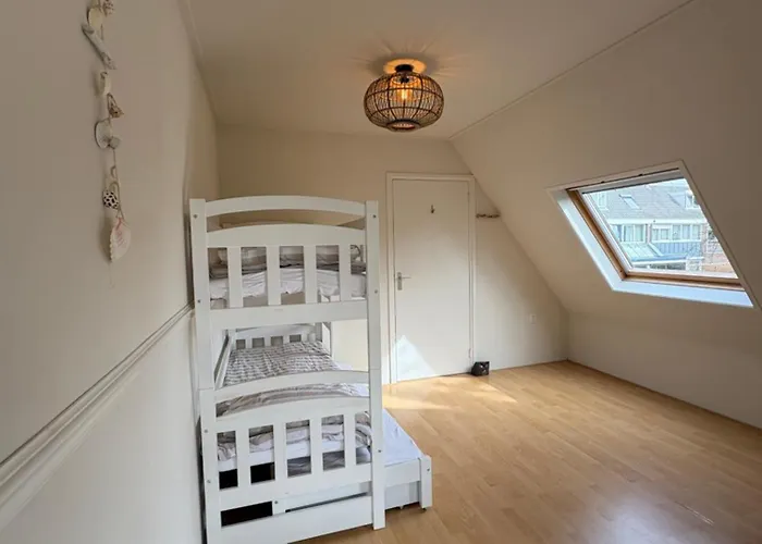 Neptunus Voor Het Hele Gezin Eventueel Met Baby Tatil Evi Katwijk aan Zee