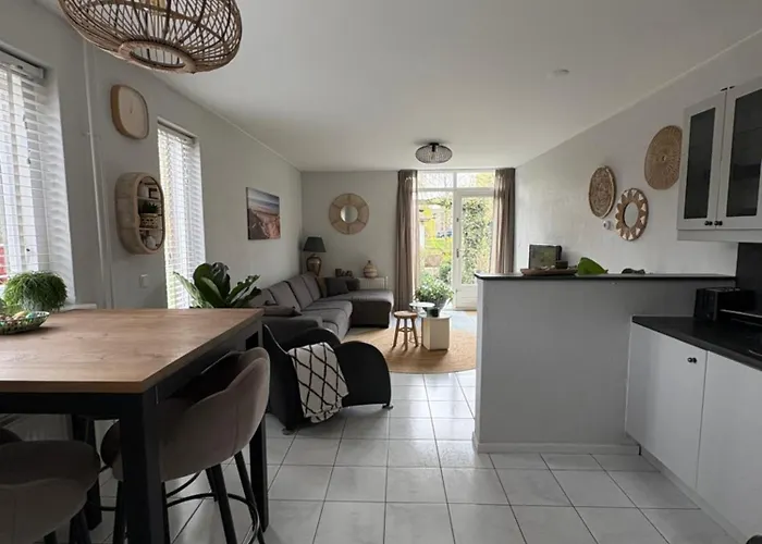 Neptunus Voor Het Hele Gezin Eventueel Met Baby Tatil Evi Katwijk aan Zee